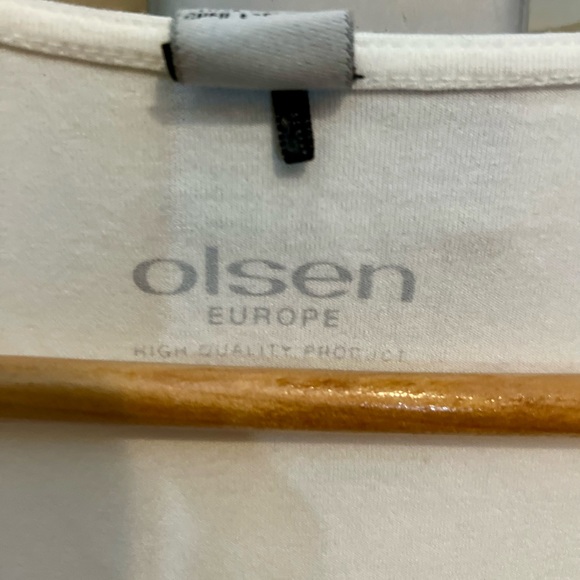 V Neck 3/4 Sleeve T Shirt in White, Size M/L - Picture 4 of 5